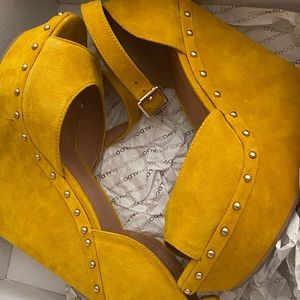 ALDO- Johanna Sandal Wedge